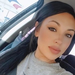 Meet your Posher, Janel